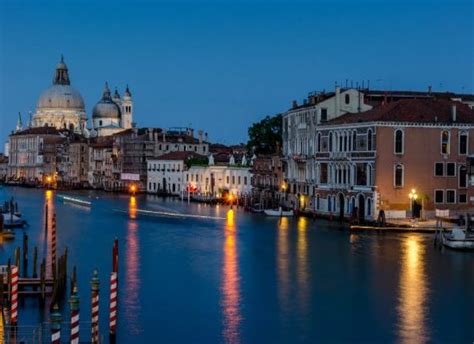 waterfront cities of the world